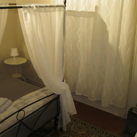 I 2 Puttini Oda ve Kahvaltı Katanya