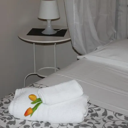 Oda ve Kahvaltı I 2 Puttini