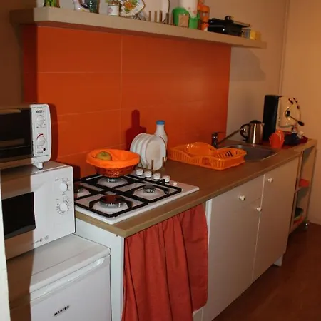 Oda ve Kahvaltı I 2 Puttini Katanya